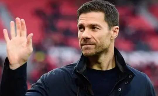 西甲国家德比<a href='https://laijianshen.com/news/tag/286.html' style='color: blue;'>皇马</a>胜<a href='https://www.www.o69iay0p.laijianshen.com,www.www.o69iay0p.laijianshen.com/news/tag/258.html' style='color: blue;'>巴萨</a>，赛后冲突引主帅理性解读