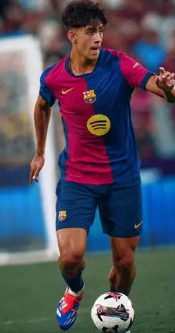 17岁门将伯纳尔签约切尔西：青训瑰宝的崛起之路