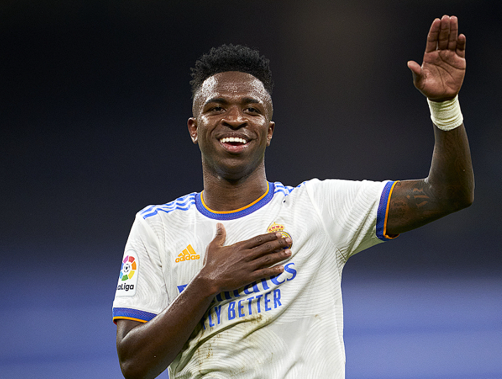 <a href='https://laijianshen.com/news/tag/286.html' style='color: blue;'>皇马</a>续约维尼修斯僵局难破,明夏或引五大豪门争抢