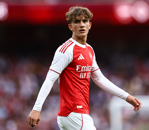 阿森纳联赛杯晋级：青训新星闪耀，阿尔特塔畅谈未来展望