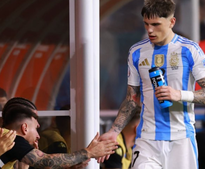 前切尔西中场西德维尔评球：盛赞加纳乔，力挺埃斯特旺