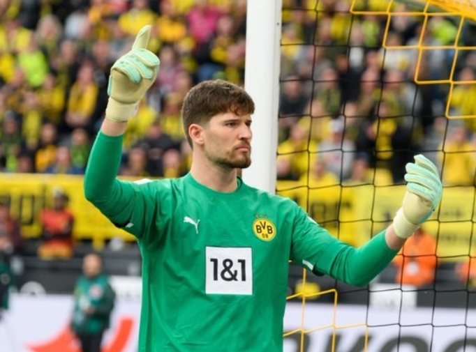 德甲激战多特憾平汉堡，科贝尔反思防守需强化限制传中