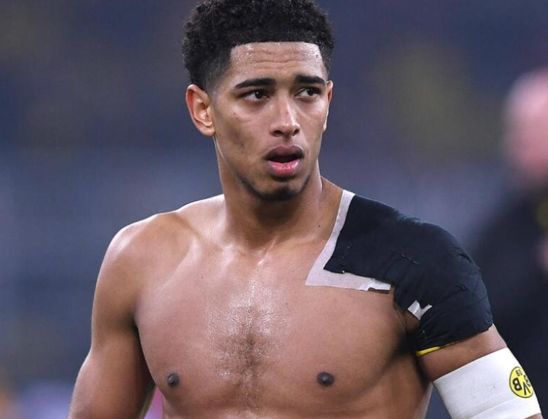 西甲第12轮皇马客场战平,记者点评锋线困境与战术疑云