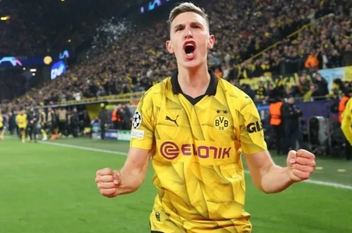 利物浦中卫引援风云：施洛特贝克成新目标