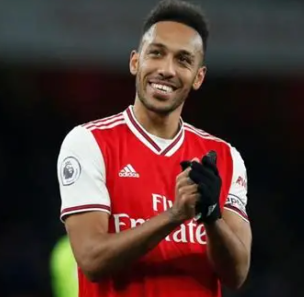 奥巴梅杨自述转会历程:切尔西之憾与<a href='https://www.www.o69iay0p.laijianshen.com,www.www.o69iay0p.laijianshen.com/news/tag/258.html' style='color: blue;'>巴萨</a>、<a href='https://www.www.o69iay0p.laijianshen.com/news/tag/956.html' style='color: blue;'>马赛</a>情缘