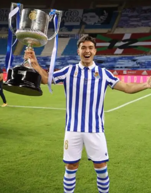 苏维门迪赛后畅谈：胜利喜悦、战术反思与<a href='https://www.www.o69iay0p.laijianshen.com/news/tag/557.html' style='color: blue;'>世界杯</a>资格展望