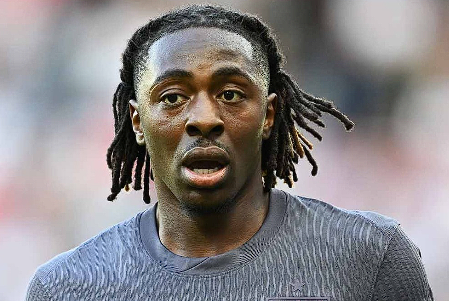 埃泽盛赞德布劳内：职业生涯最强对手