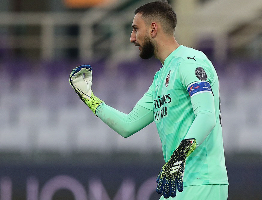 多纳鲁马:哈兰德助力加盟曼城,英超征程感恩同行